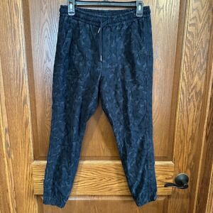Athleta Farallon Jogger Camouflage Print Drawstring Waist Pants Womens Size 6